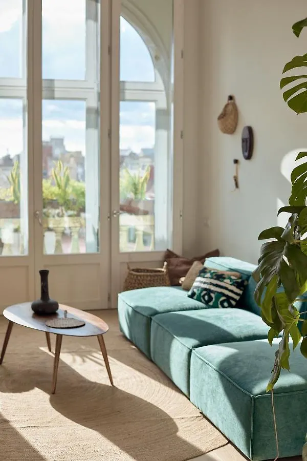 Sapo - Two Bedroom In The Heart Of Barcelona